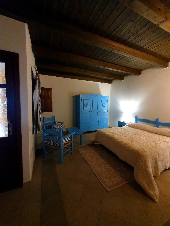 Bed and Breakfast Sinis Palmas Arborea Exterior foto